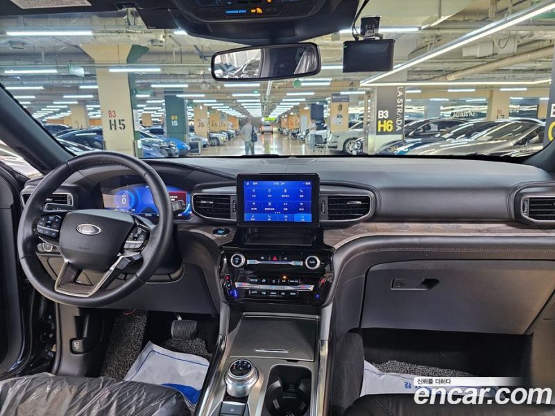 Ford Explorer 3.0 Platinum 4WD