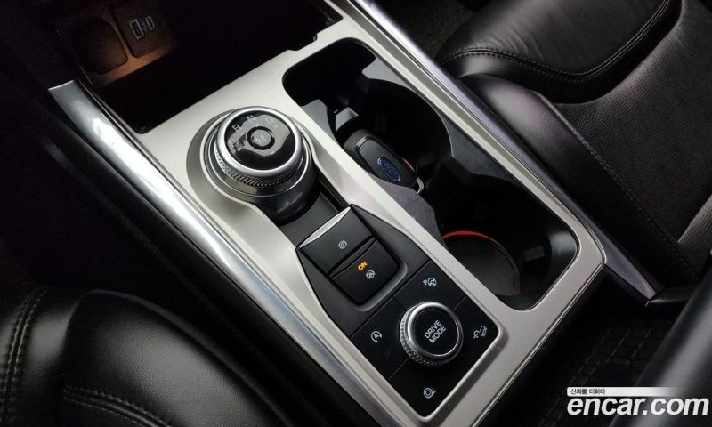 Ford Explorer 3.0 Platinum 4WD