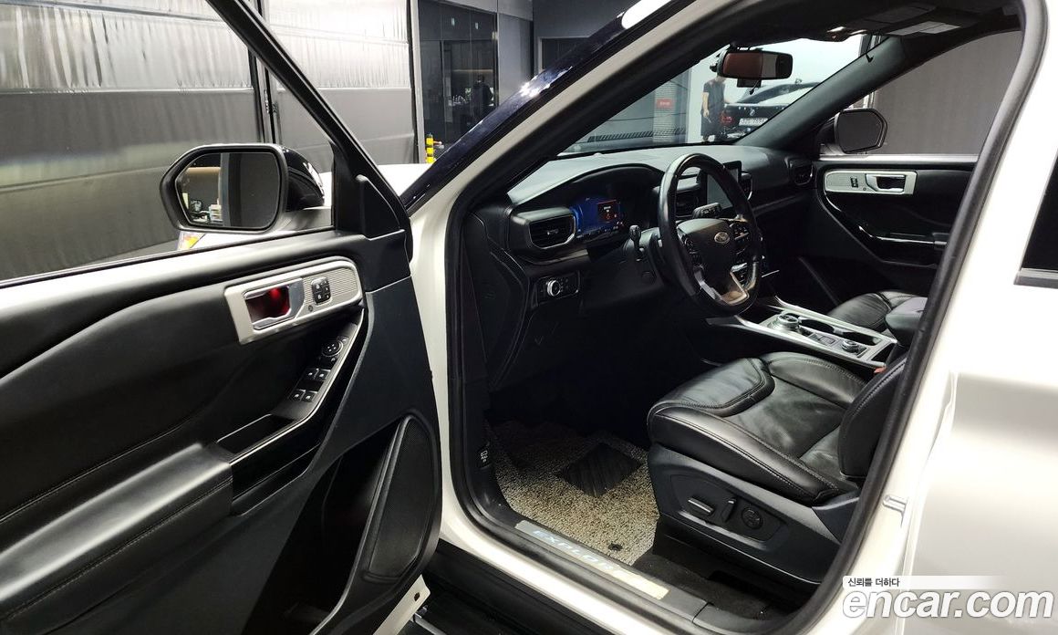 Ford Explorer 3.0 Platinum 4WD