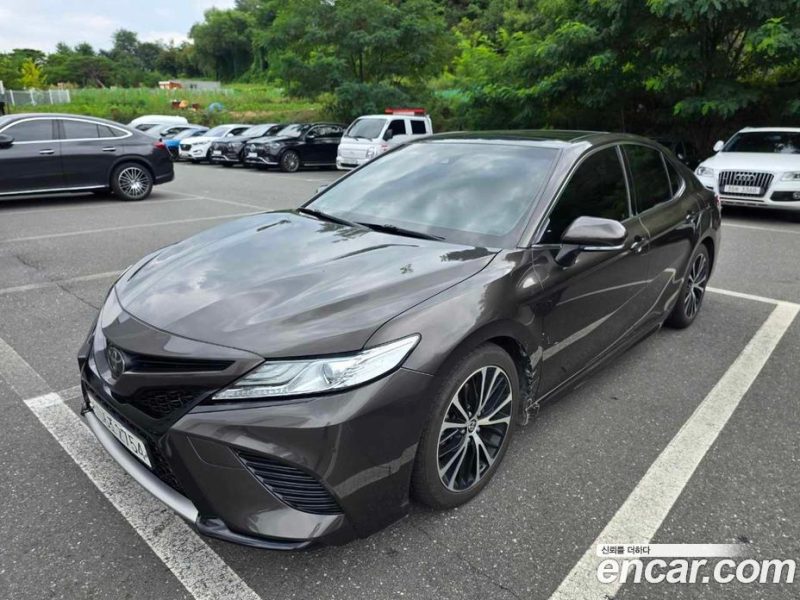 Toyota Camry 2.5 Sport Edition(Nono Tone)
