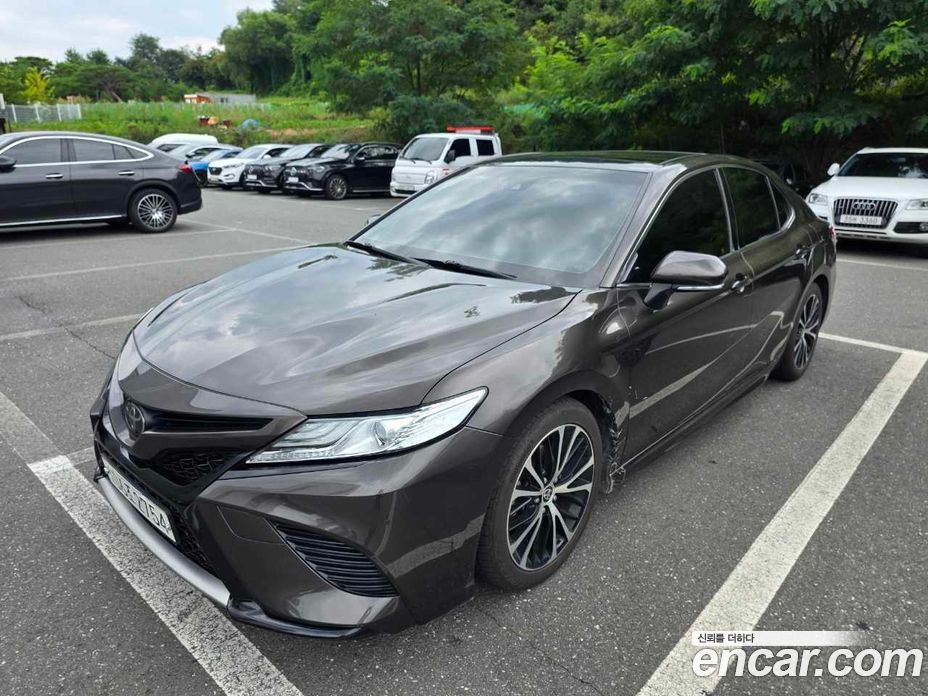 Toyota Camry 2.5 Sport Edition(Nono Tone)