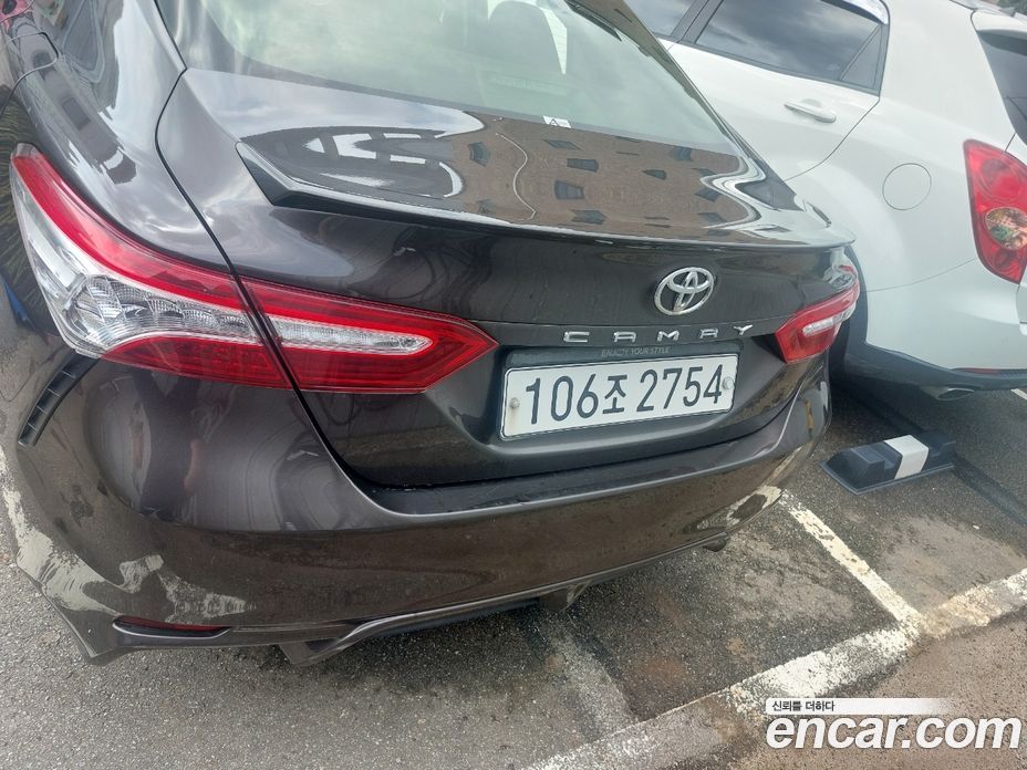 Toyota Camry 2.5 Sport Edition(Nono Tone)