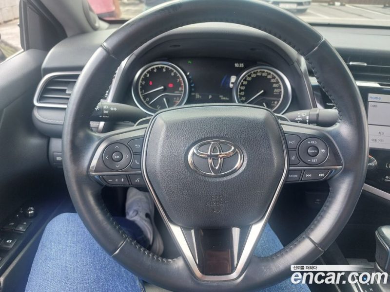 Toyota Camry 2.5 Sport Edition(Nono Tone)