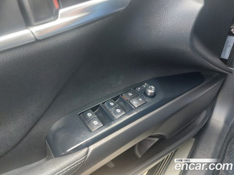 Toyota Camry 2.5 Sport Edition(Nono Tone)