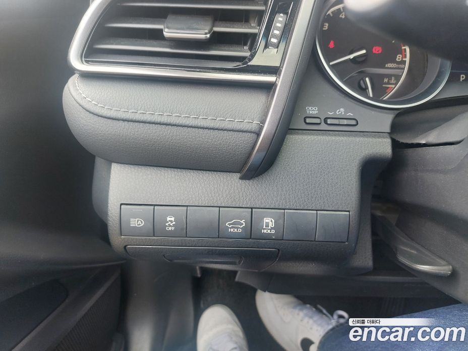 Toyota Camry 2.5 Sport Edition(Nono Tone)