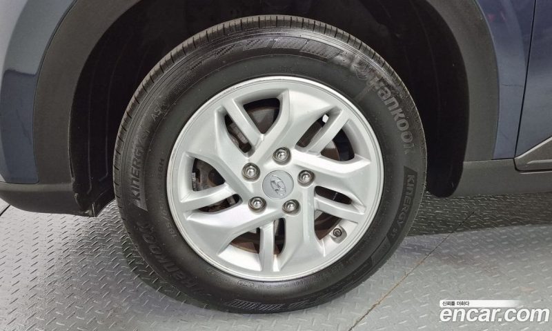 Hyundai Venue 1.6 Modern Plus
