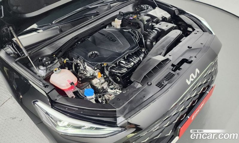 Kia K8 2.5 Gasoline 2WD