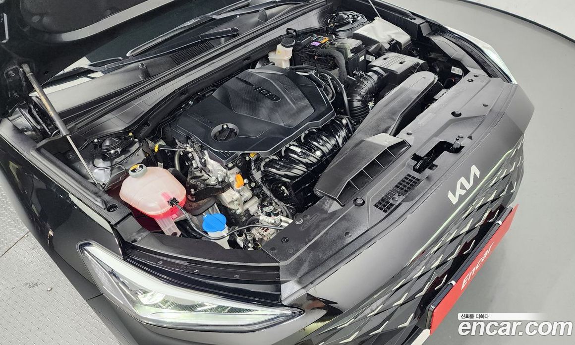 Kia K8 2.5 Gasoline 2WD
