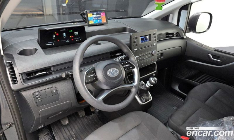 Hyundai Staria Cargo 3-Seater