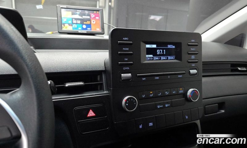 Hyundai Staria Cargo 3-Seater