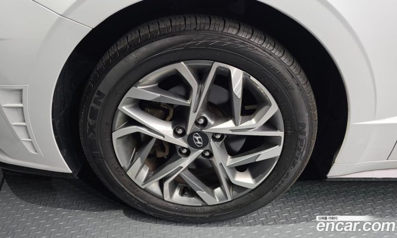 Hyundai Sonata 2.0