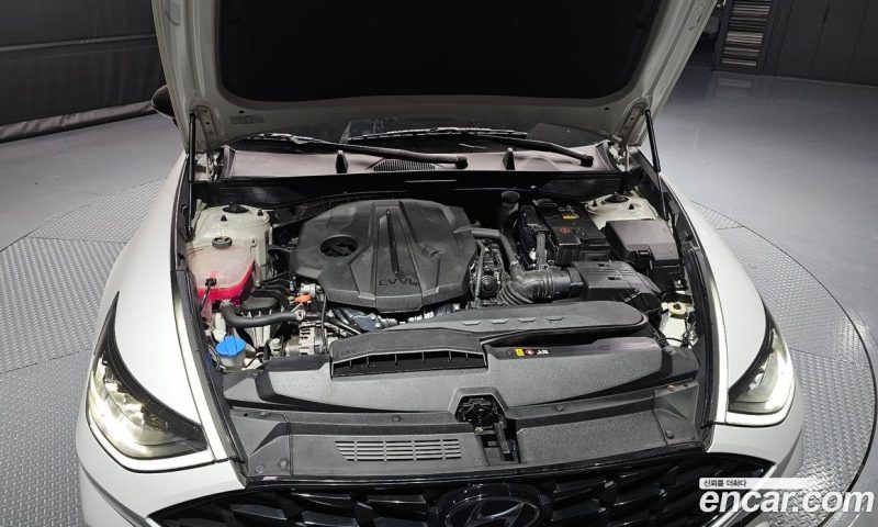 Hyundai Sonata 2.0