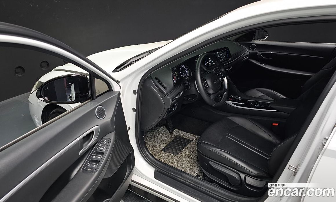Hyundai Sonata 2.0