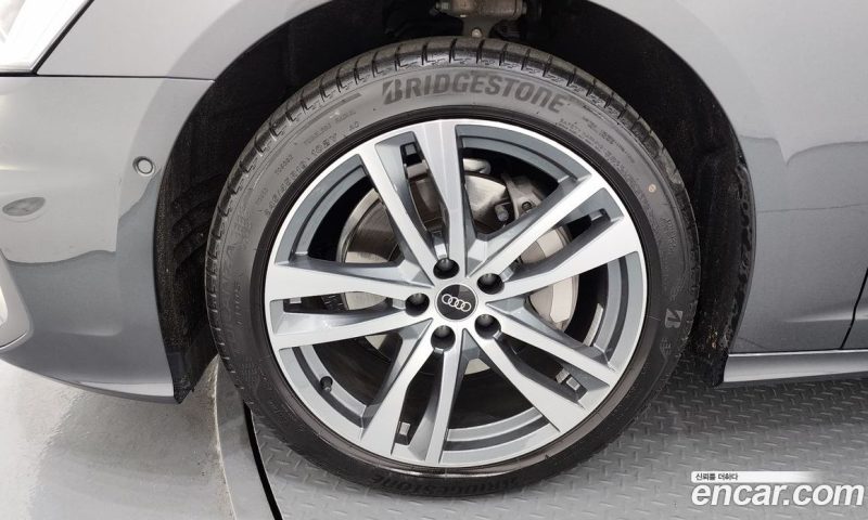 Audi A6 45 TFSI Premium