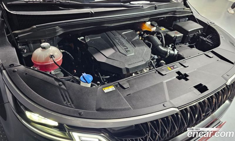 Kia Carnival 9-Seater Prestige