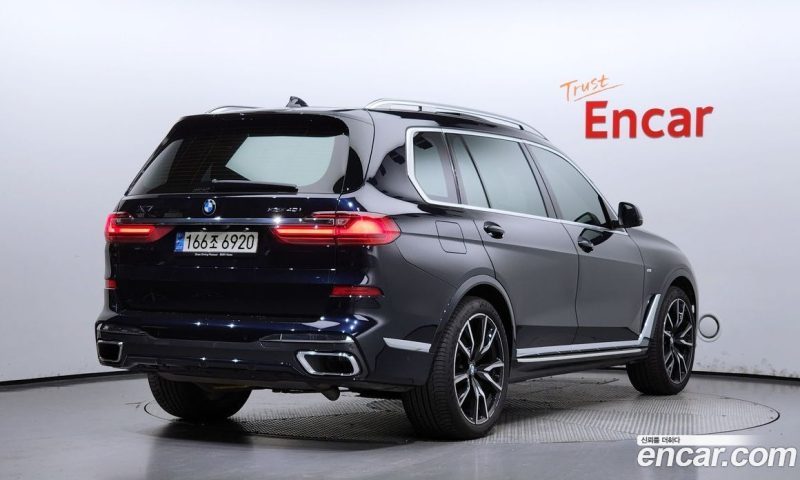 BMW X7 xDrive i40 M Sport 6STR