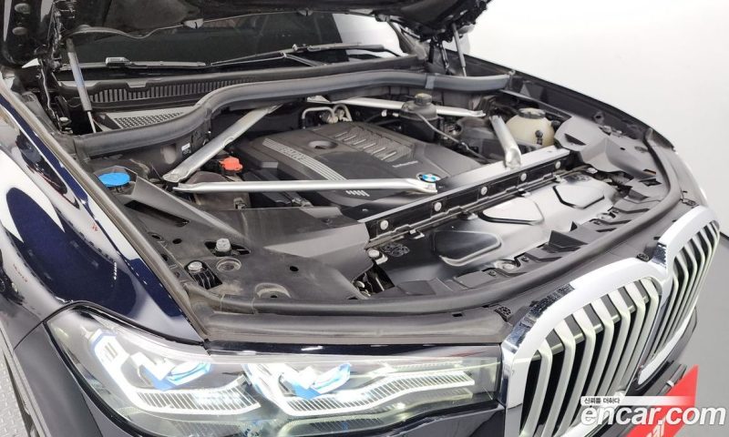 BMW X7 xDrive i40 M Sport 6STR