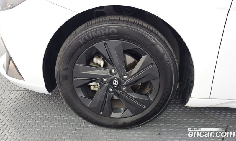 Hyundai Avante 1.6