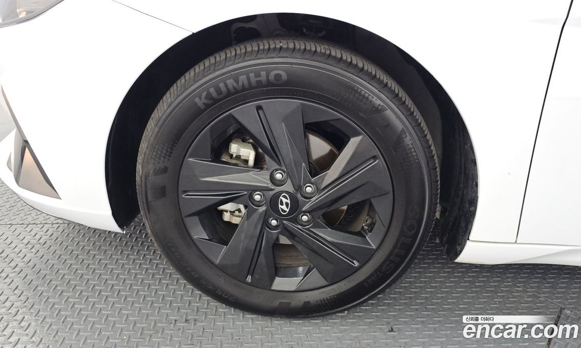 Hyundai Avante 1.6
