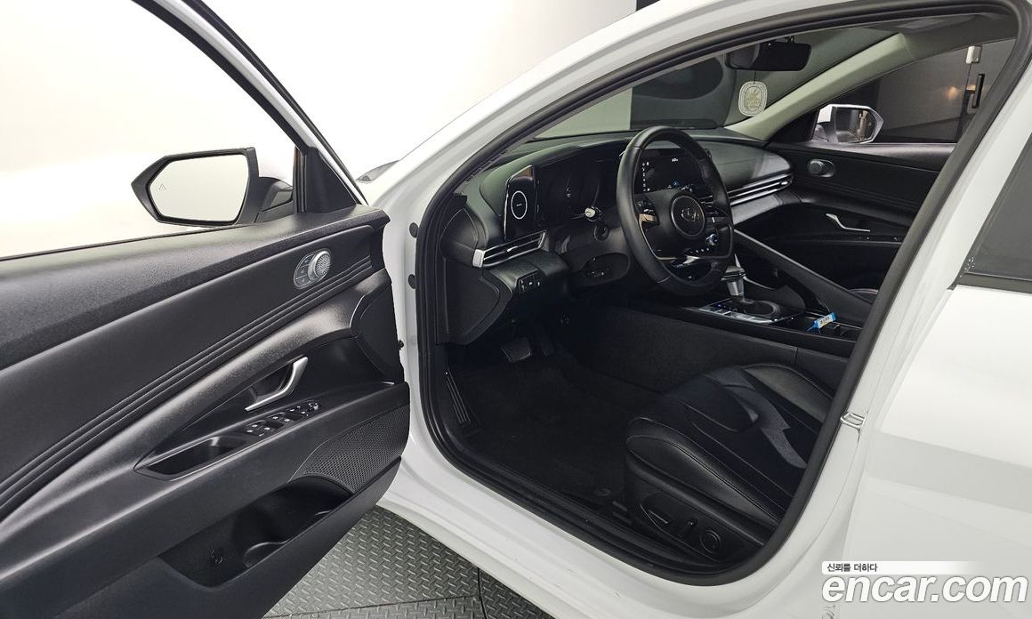 Hyundai Avante 1.6