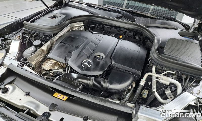 Mercedes Benz GLC-Class GLC220 D 4MATIC