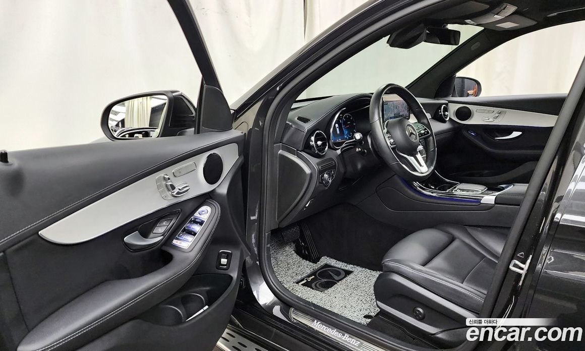 Mercedes Benz GLC-Class GLC220 D 4MATIC