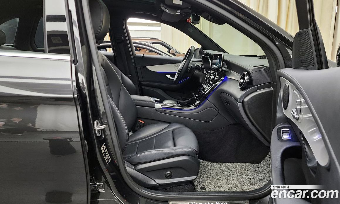 Mercedes Benz GLC-Class GLC220 D 4MATIC