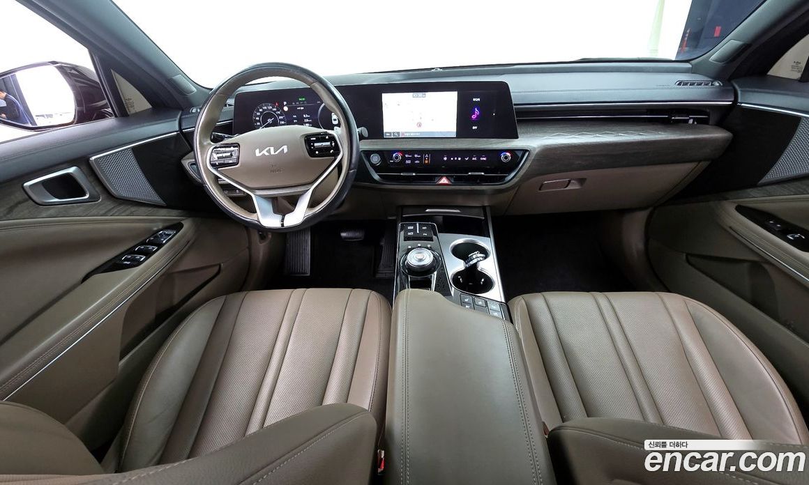 Kia K8 2.5 Gasoline 2WD