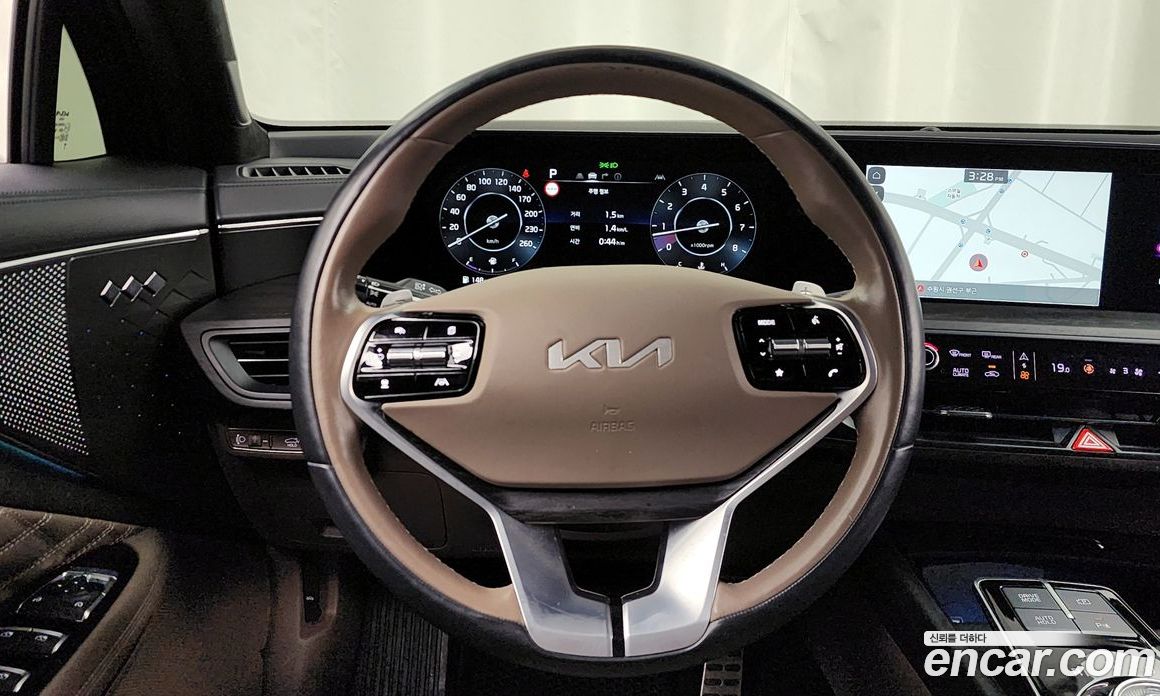 Kia K8 2.5 Gasoline 2WD