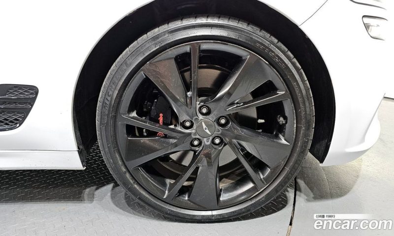 Genesis G70 Gasoline 2.0T 2WD