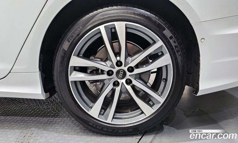 Audi A6 45 TFSI Premium