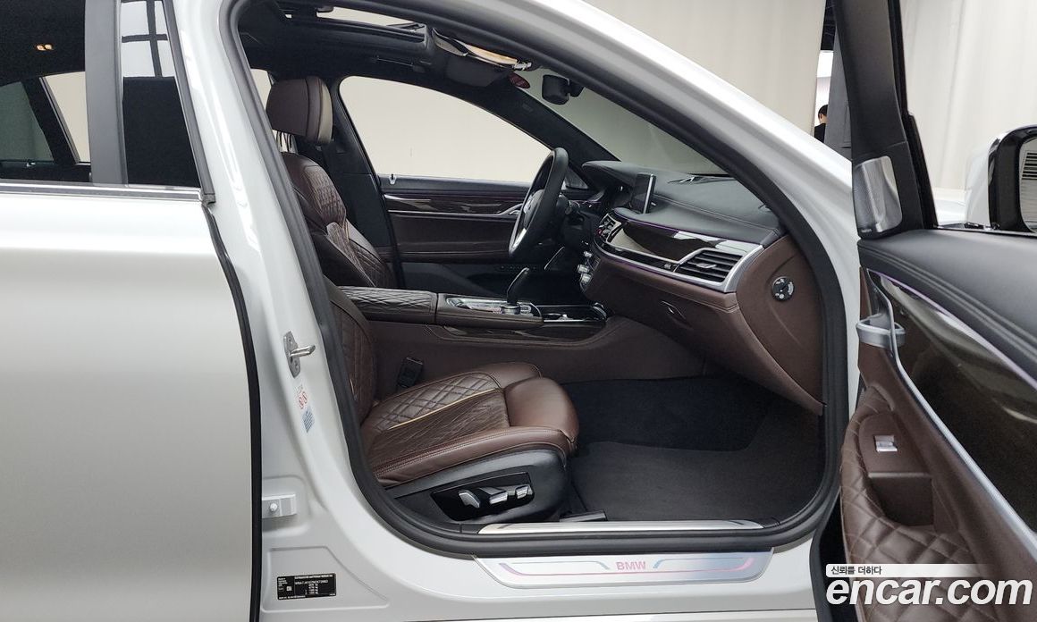 BMW 7-Series 730Ld xDrive Design Pure Excellence