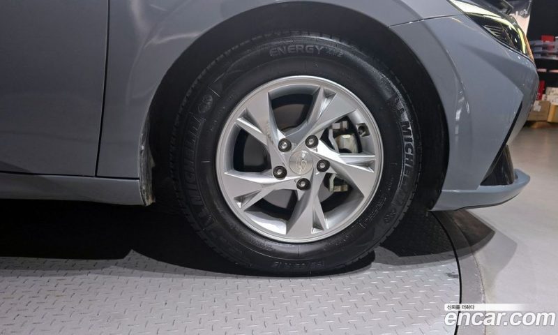Hyundai Avante 1.6