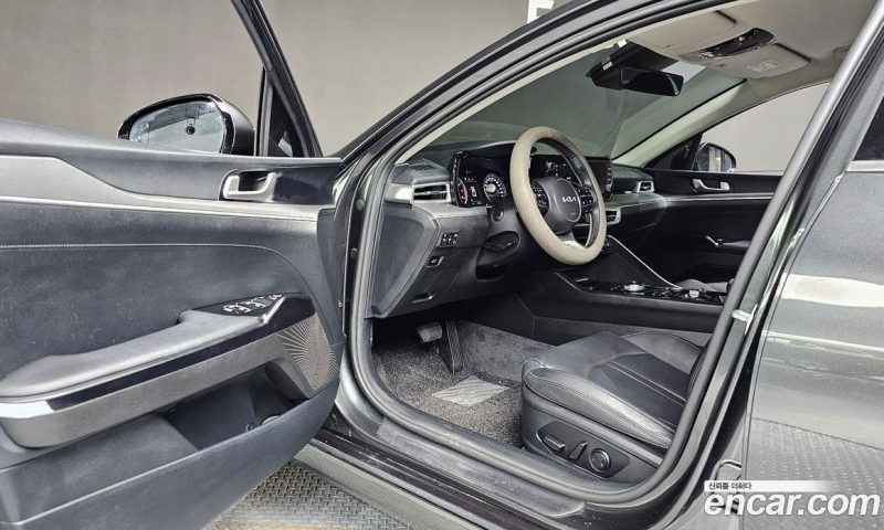 Kia K5 2.0