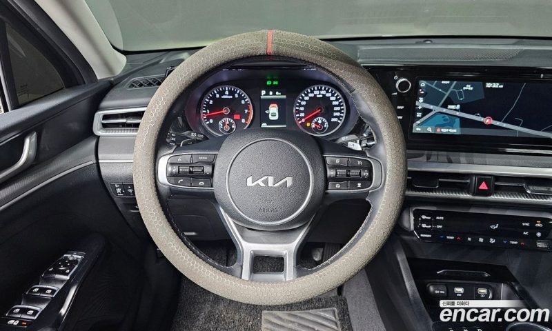 Kia K5 2.0