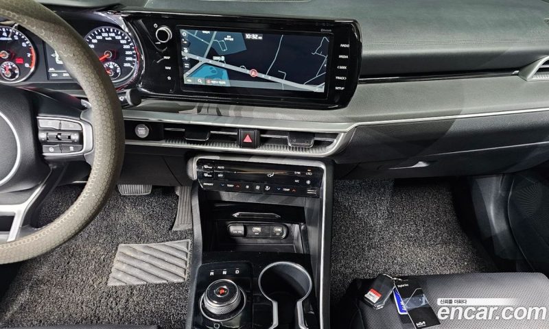 Kia K5 2.0