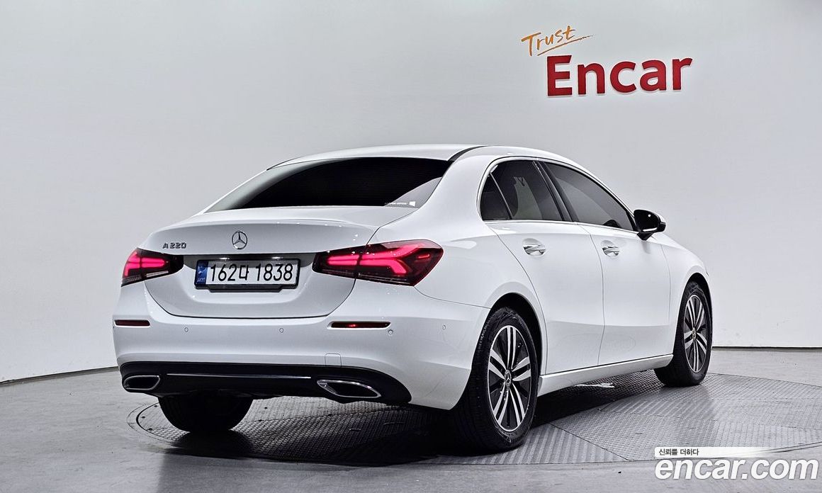 Mercedes Benz A-Class A220 Sedan