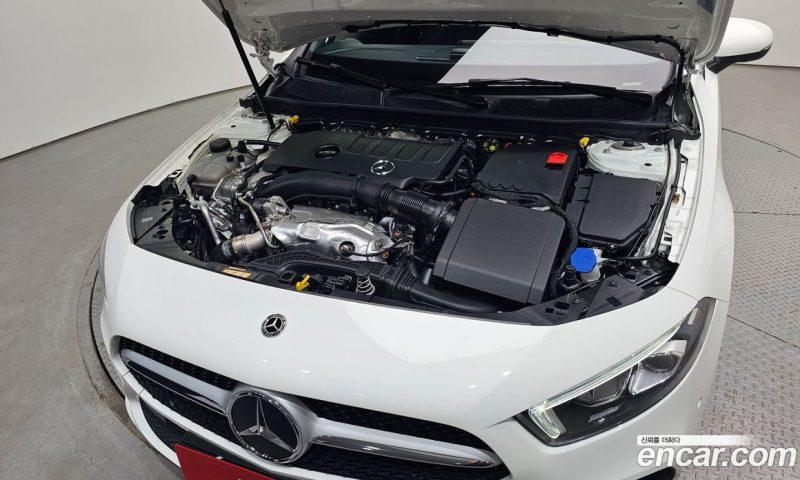 Mercedes Benz A-Class A220 Sedan