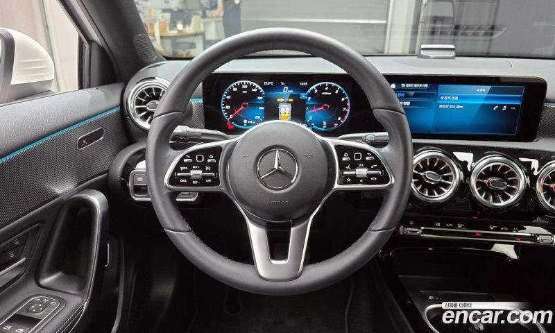 Mercedes Benz A-Class A220 Sedan
