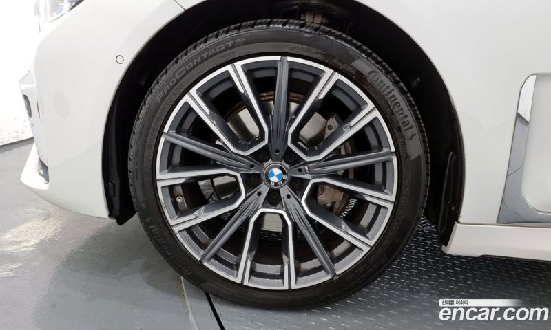 BMW 7-Series 730Ld xDrive M Sport
