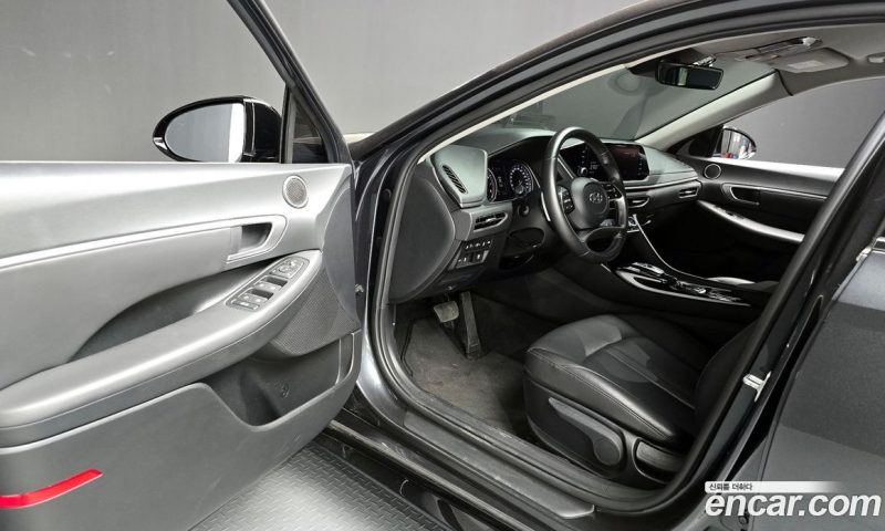 Hyundai Sonata 2.0