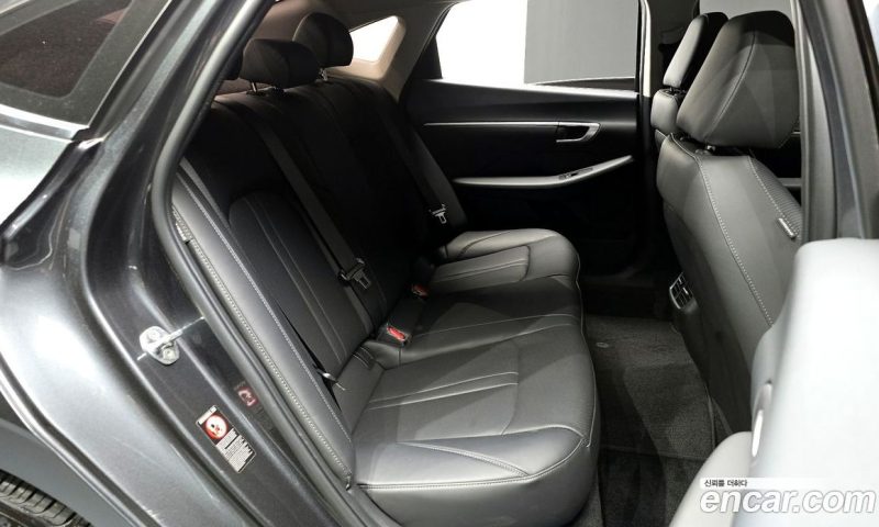 Hyundai Sonata 2.0