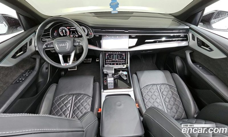 Audi Q8 55 TFSI Quattro Premium