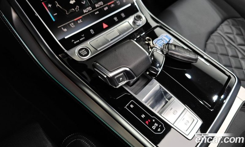 Audi Q8 55 TFSI Quattro Premium