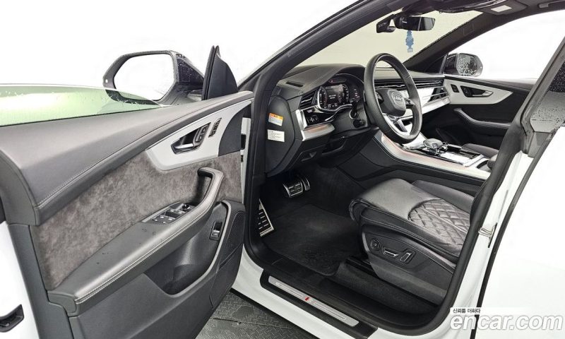 Audi Q8 55 TFSI Quattro Premium