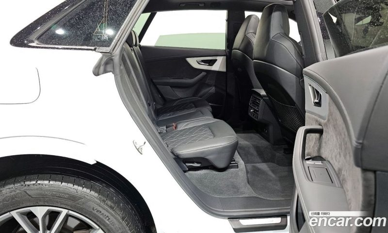 Audi Q8 55 TFSI Quattro Premium