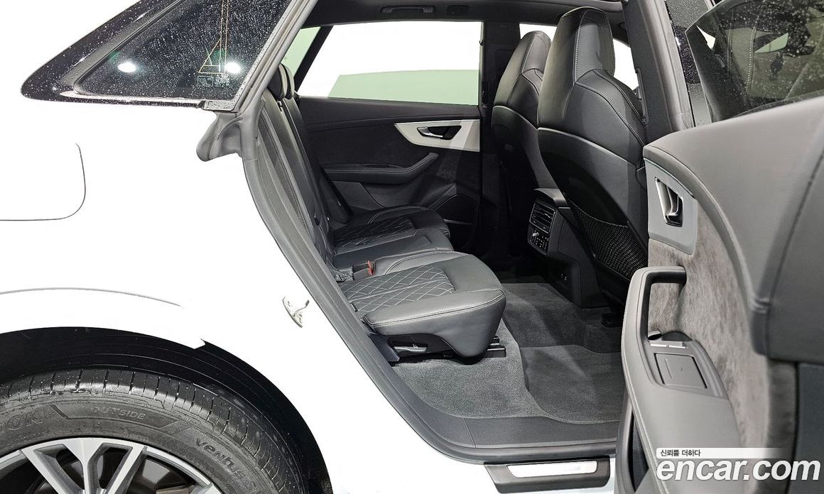 Audi Q8 55 TFSI Quattro Premium