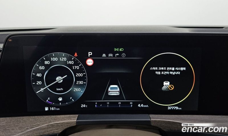 Kia K8 2.5 Gasoline 2WD