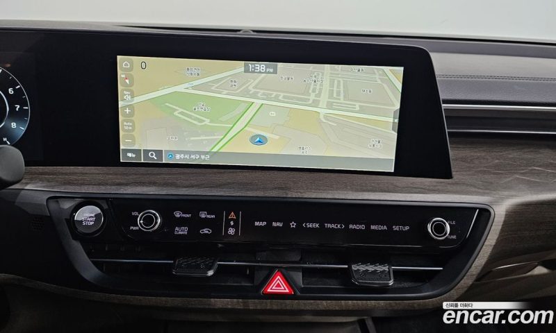 Kia K8 2.5 Gasoline 2WD