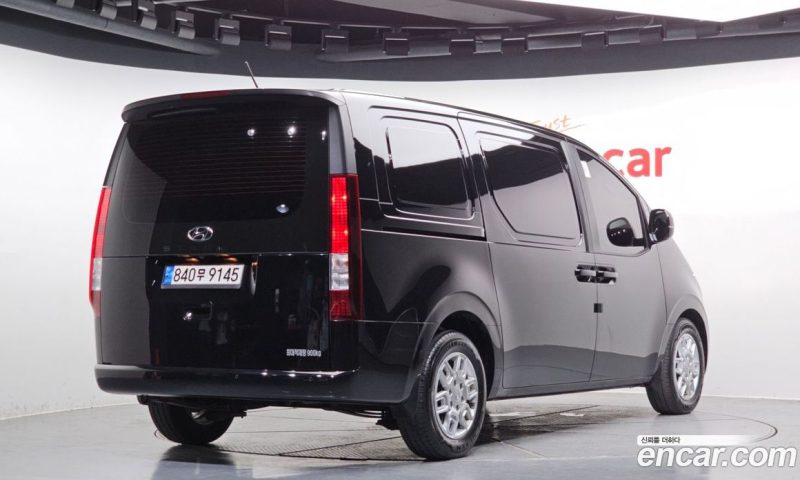Hyundai Staria Cargo 3-Seater